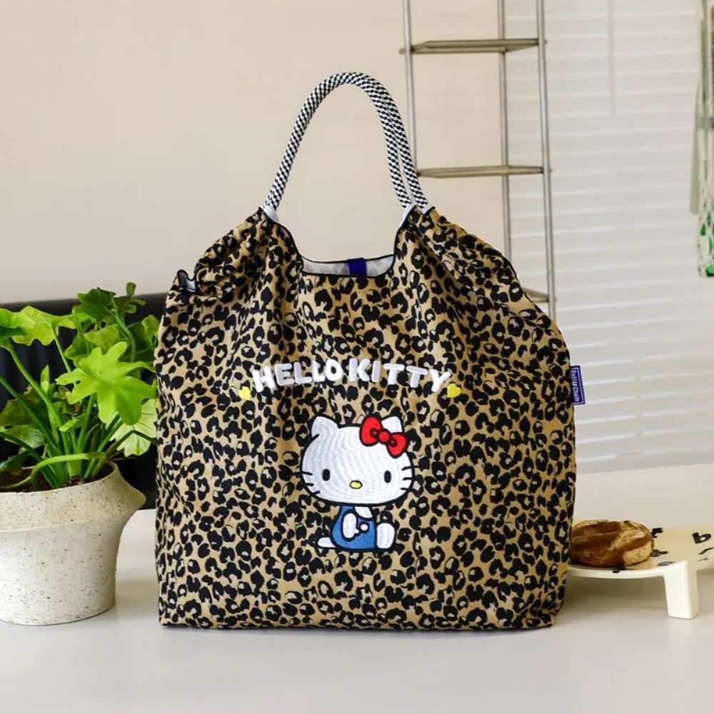 Embroidery Xmas - Urocza, nowa, haftowana, wodoodporna torba Sanrio
