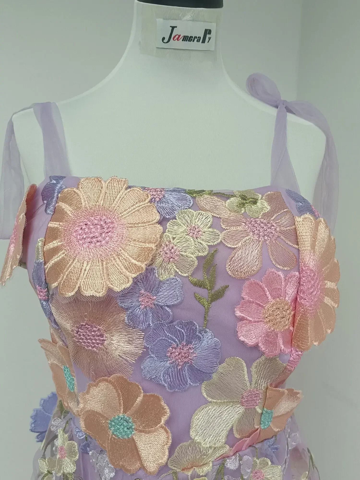 Embroidery Zara - Sukienki wieczorowe, balowe, na wakacje dla