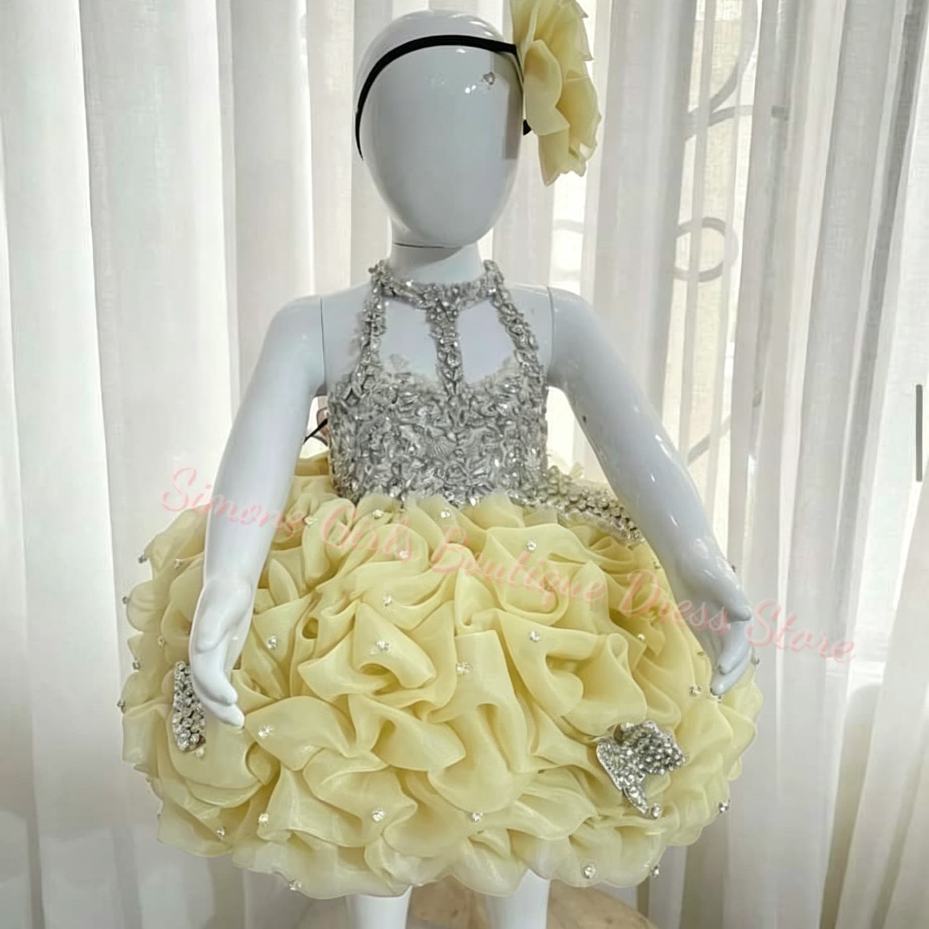 Embroidery Yellow Flower - Żółta sukienka dla dziewczynki z falbankami