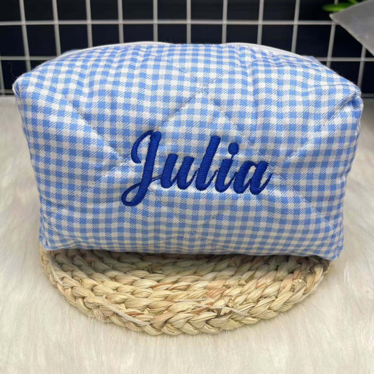 Embroidery Logo - Kosmetyczka w paski o dużej pojemności