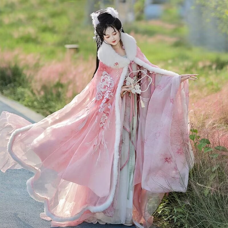 Embroidery Xmas - Różowo-czerwona sukienka Hanfu z peleryną dla
