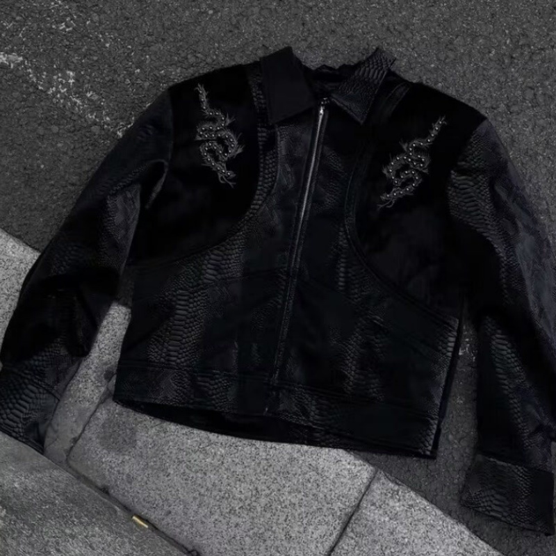 Męska czarna kurtka z wytłacza – Embroidery Jacket recenzja i cena