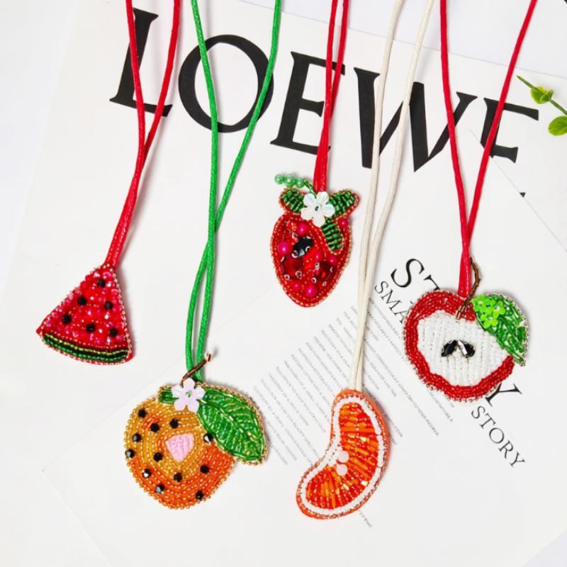 Naszywki z koralikami i frędzl – Embroidery Flower Pattern recenzja i cena