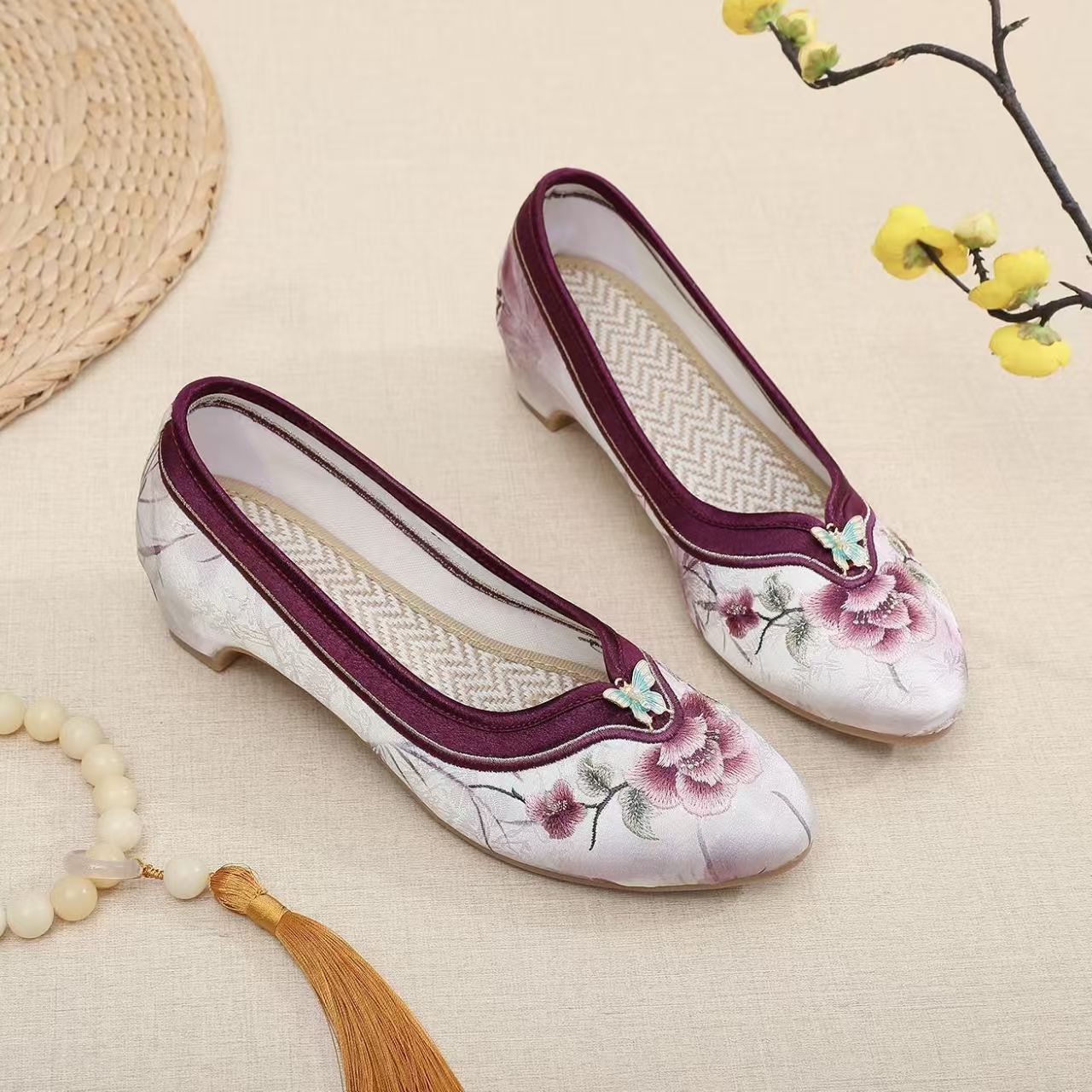 Damskie buty Cheongsam na nisk – Embroidery Shoes recenzja i cena
