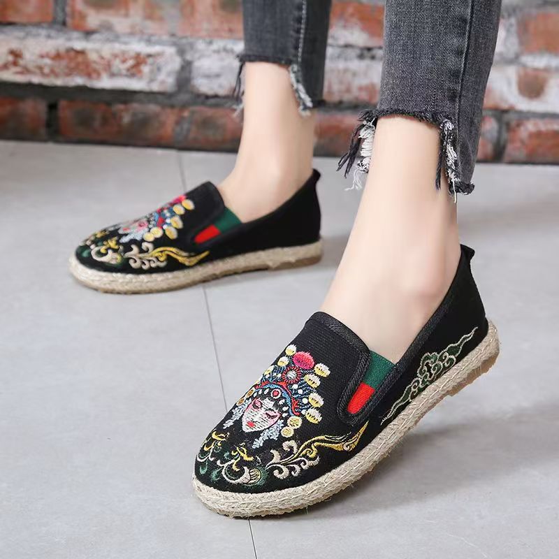 Damskie płaskie buty z haftowa – Embroidery Shoes recenzja i cena