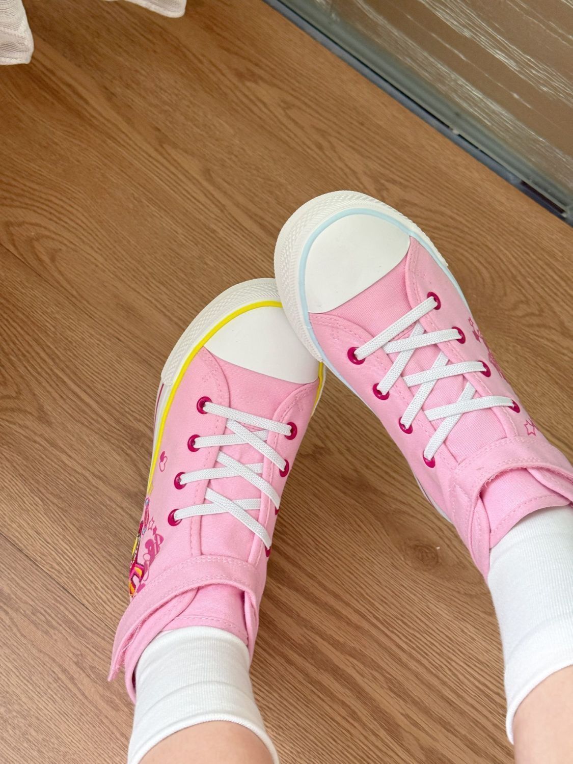 Wiosenno-jesienne nowe uniwers – Embroidery Shoes recenzja i cena