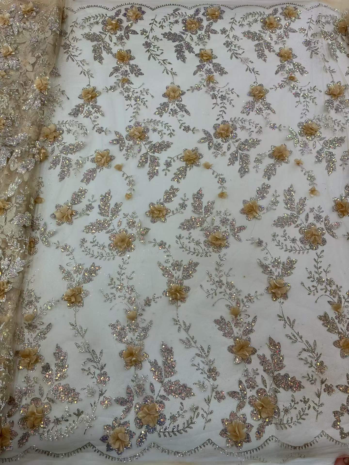 Afrykańska koronka haftowana c – Embroidery Flower Pattern recenzja i cena