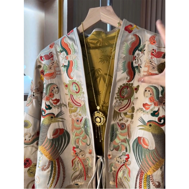 Nowa kurtka kimono w stylu chi – Embroidery Jacket recenzja i cena