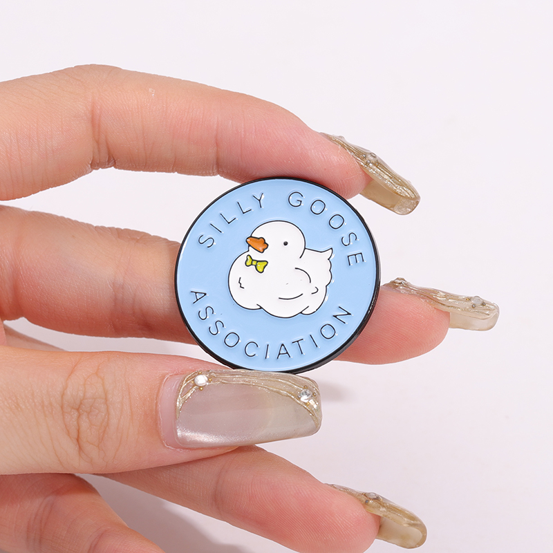 Silly Goose Association emalio – Embroidery House recenzja i cena