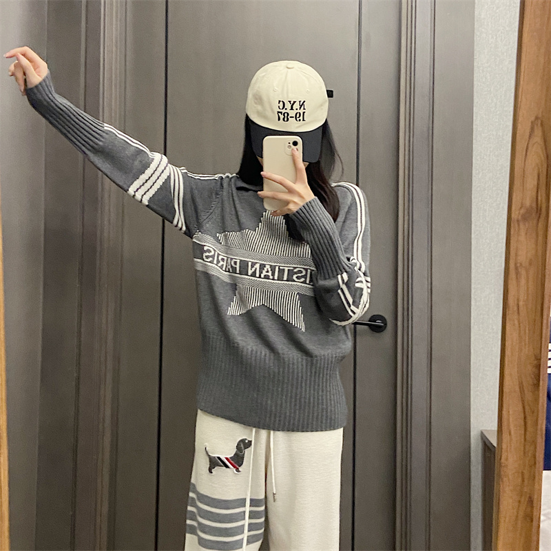 Damski sweter z kołnierzykiem, – Embroidery Motif recenzja i cena