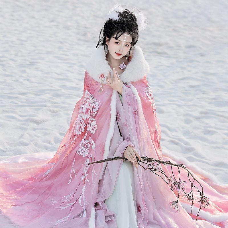 Różowo-czerwona sukienka Hanfu – Embroidery Xmas recenzja i cena